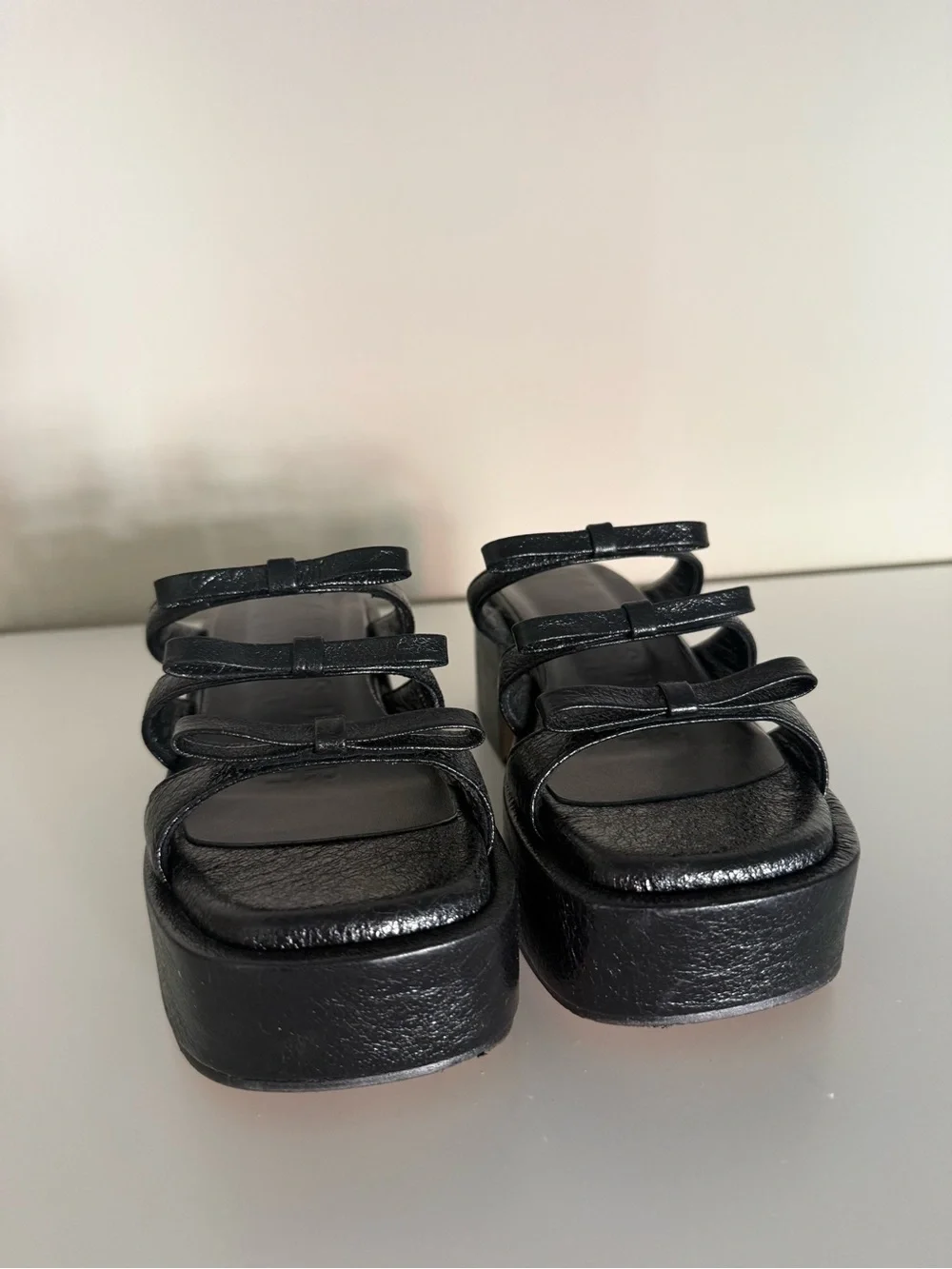 MARGESHERWOOD Black Ribbon Sandals